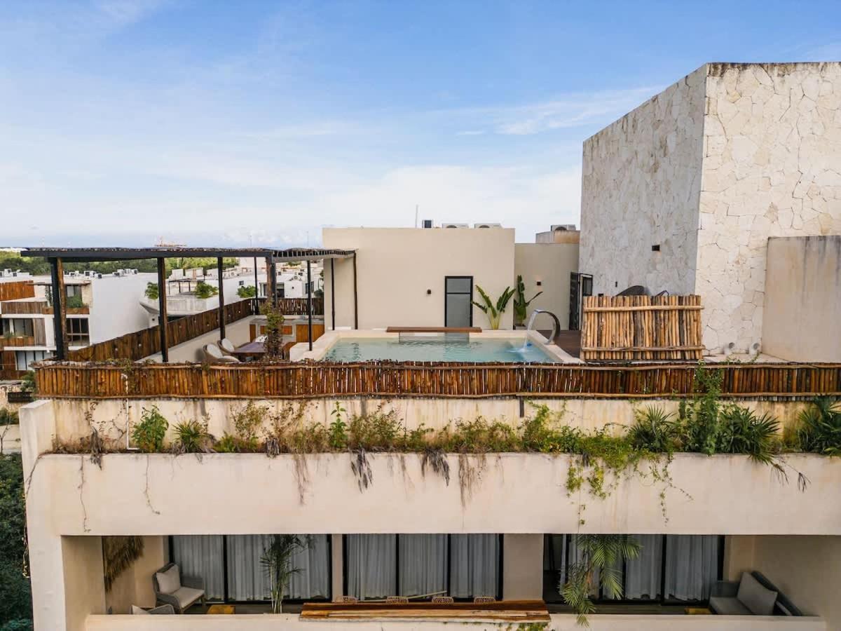 2 Story Penthouse Rooftop Pool *